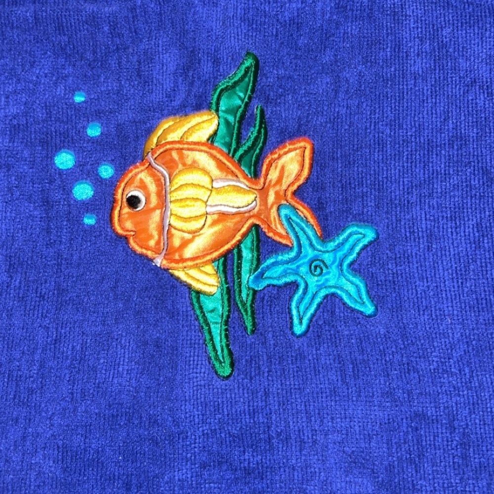 Saturday Knight LTD Blue Tropical Bath Towel